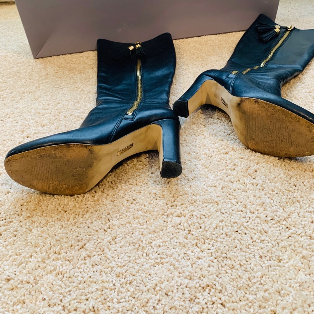 Boots - Picture 5 of 6